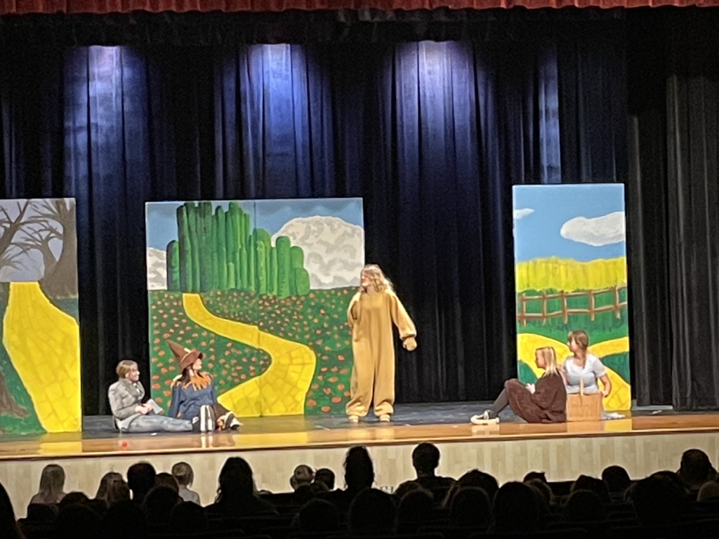 Students in the Wizard of Oz